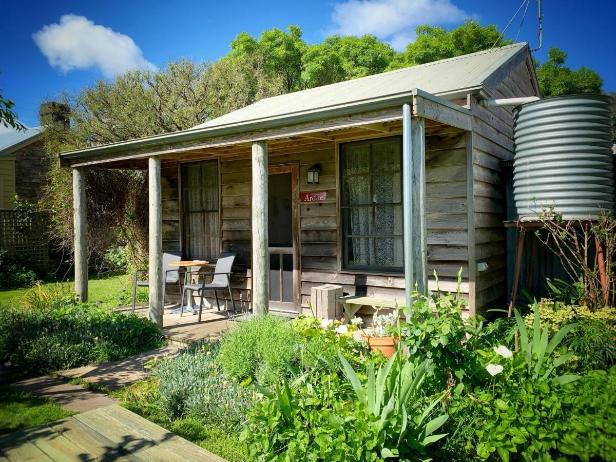 Cherry Plum Cottages Port Fairy Extérieur photo